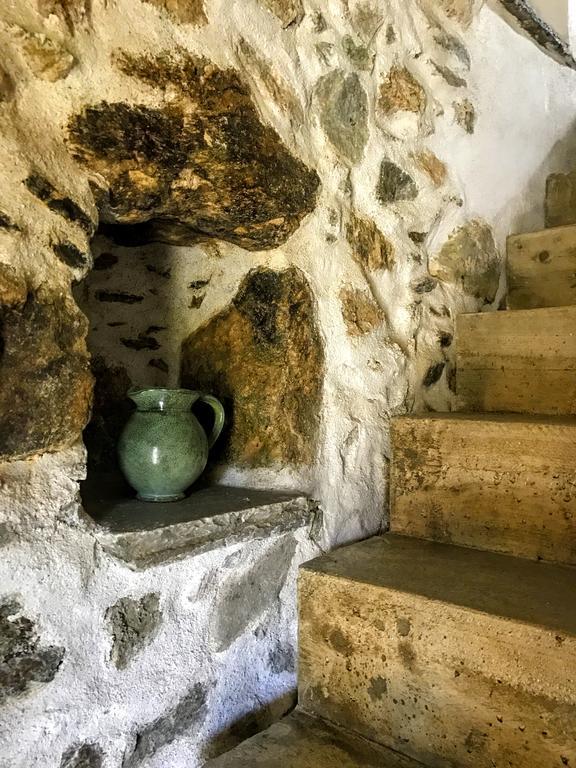 U Fragnu Guest House Omessa Bagian luar foto